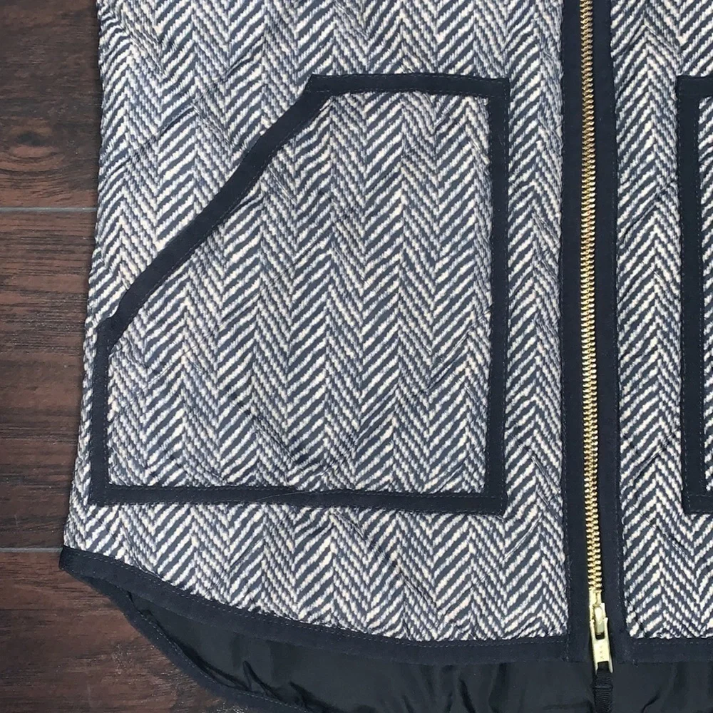 J. Crew Puffer Vest, Herringbone Print, sz XXS.
